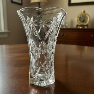 1960s Anchor Hocking Glass Star of David Prescut Fluted Hexagon Base Vase